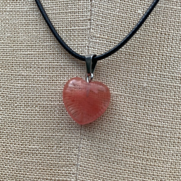 Handmade Genuine Stone Heart Amulet Necklace - Picture 9 of 10